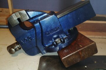 Record No. 3 Engineering Vice